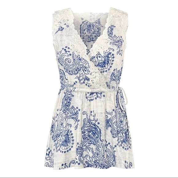 Cabi Veranda Lace Trimmed Empire Waisted Blouse Small - Picture 6 of 8